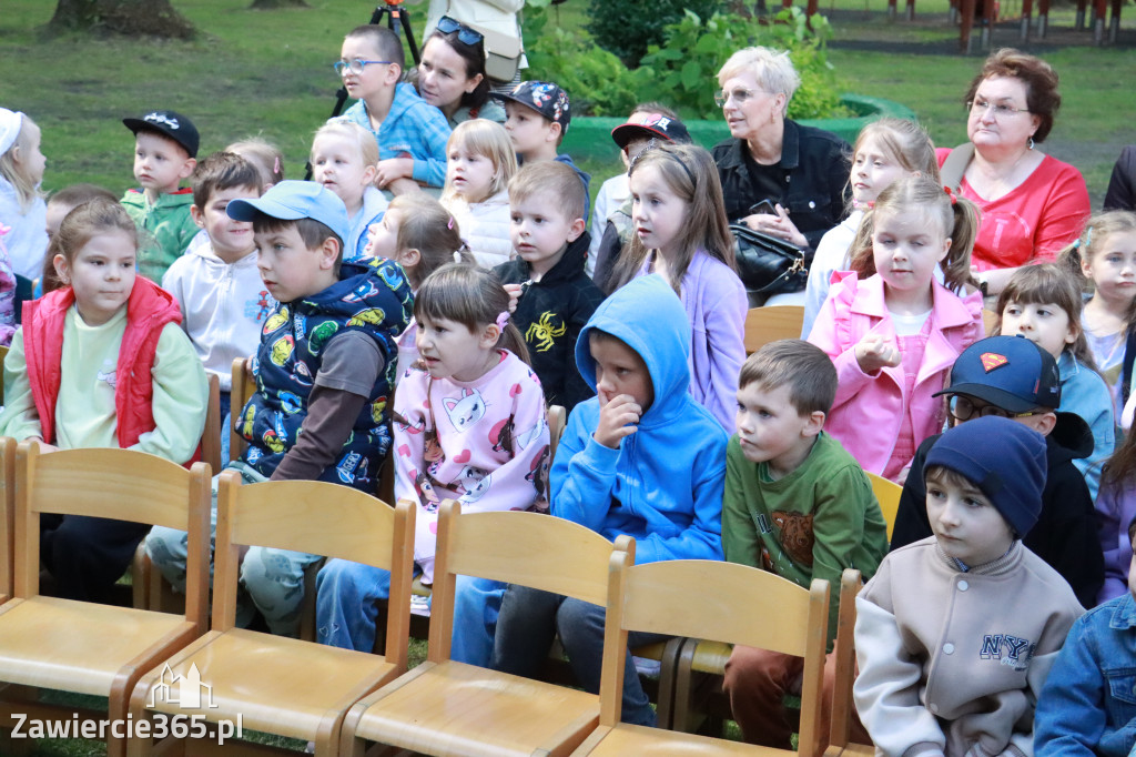 Fotorelacja: Finał Międzyprzedszkolnego Projektu Edukacyjnego w Przedszkolu nr 1 w Zawierciu