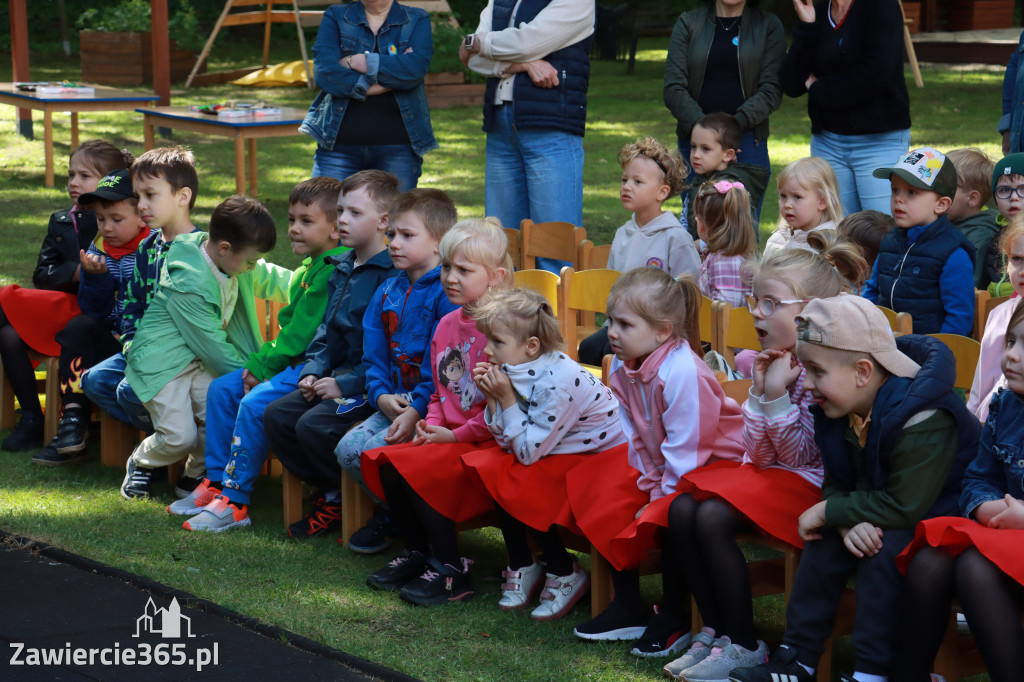 Fotorelacja: Finał Międzyprzedszkolnego Projektu Edukacyjnego w Przedszkolu nr 1 w Zawierciu