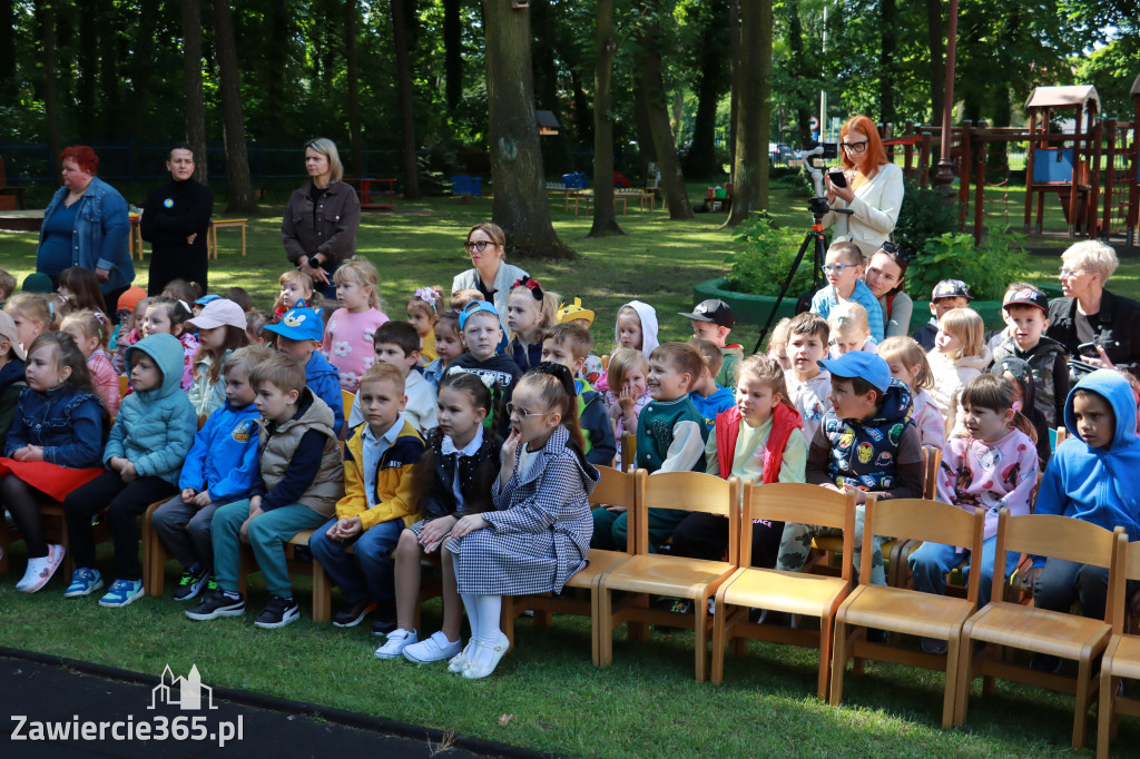 Fotorelacja: Finał Międzyprzedszkolnego Projektu Edukacyjnego w Przedszkolu nr 1 w Zawierciu