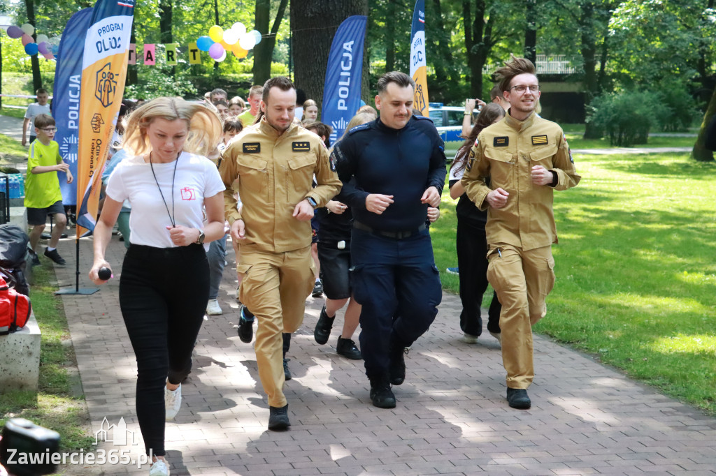Fotorelacja Zawiercie: BIEG PO ZDROWIE z SP5 za nami!