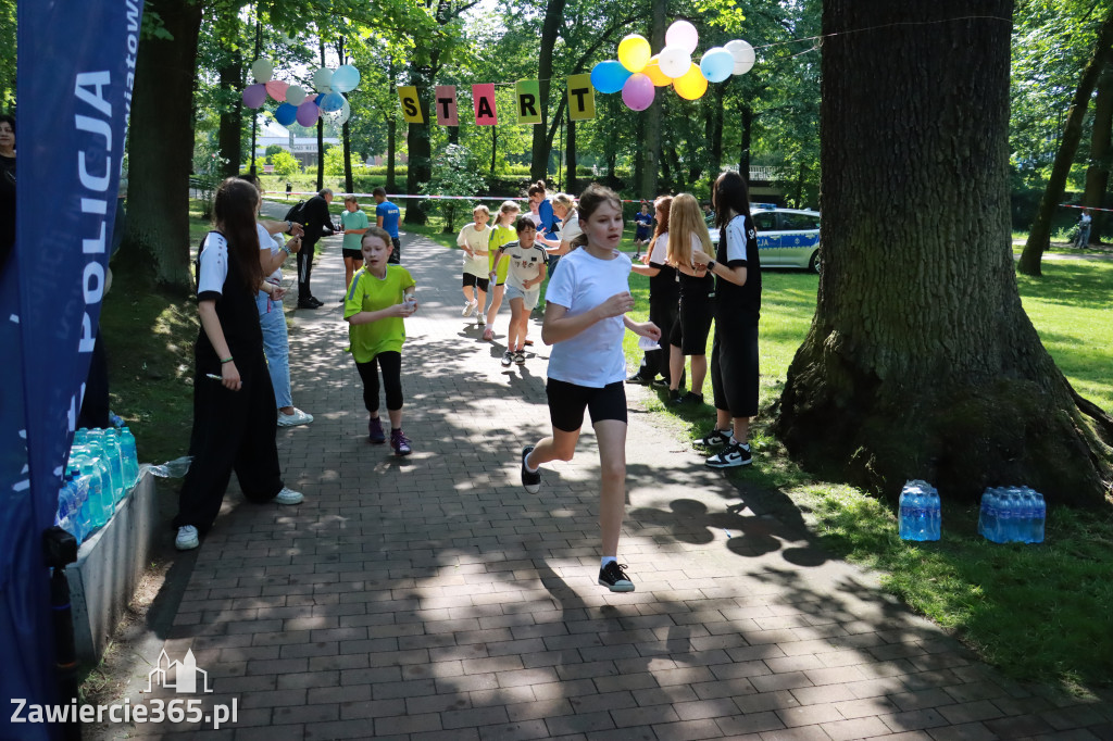 Fotorelacja Zawiercie: BIEG PO ZDROWIE z SP5 za nami!
