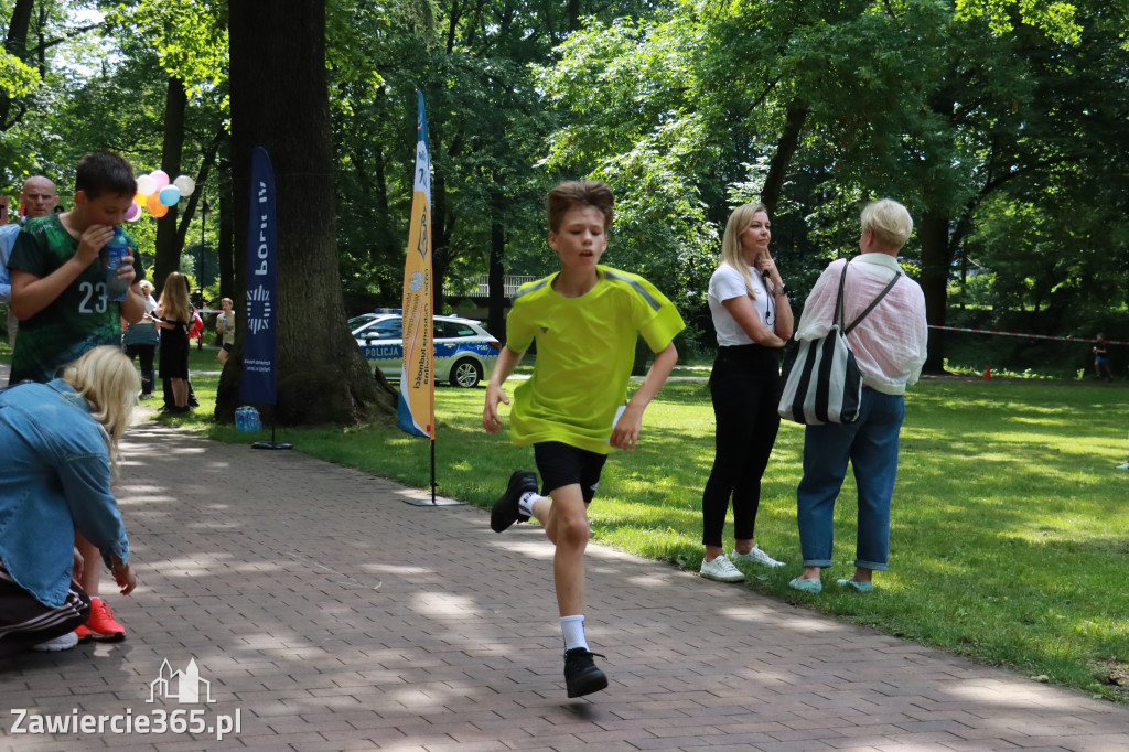 Fotorelacja Zawiercie: BIEG PO ZDROWIE z SP5 za nami!