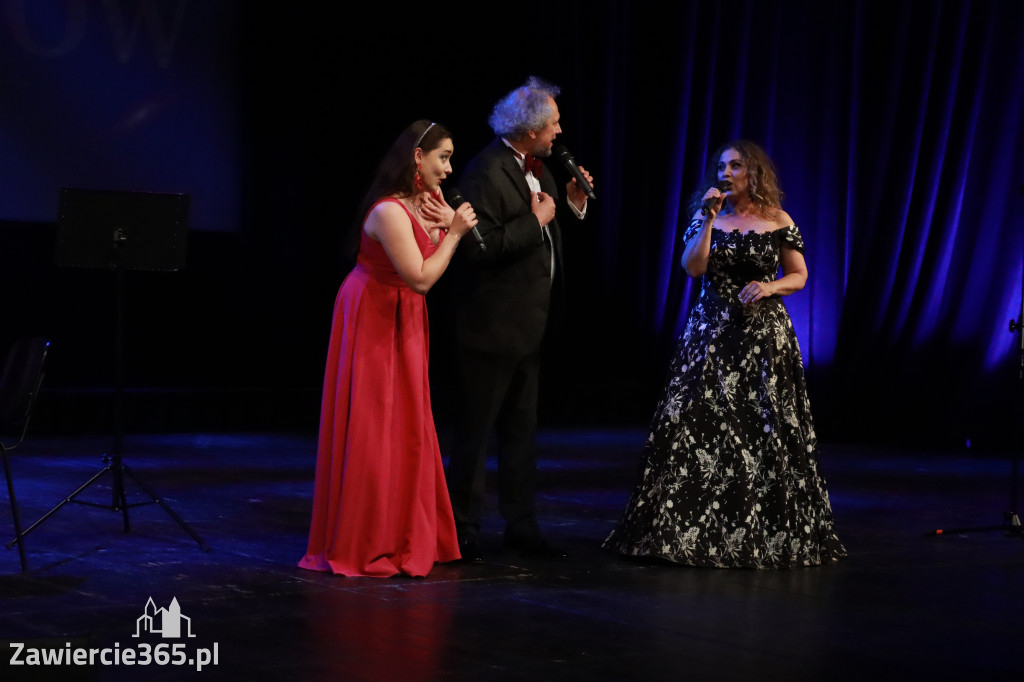Fotorelacja: Gala z okazji jubileuszu 100-lecia OSP Marciszów w MOK Zawierciu
