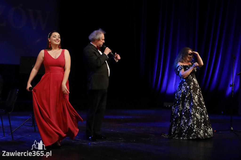 Fotorelacja: Gala z okazji jubileuszu 100-lecia OSP Marciszów w MOK Zawierciu