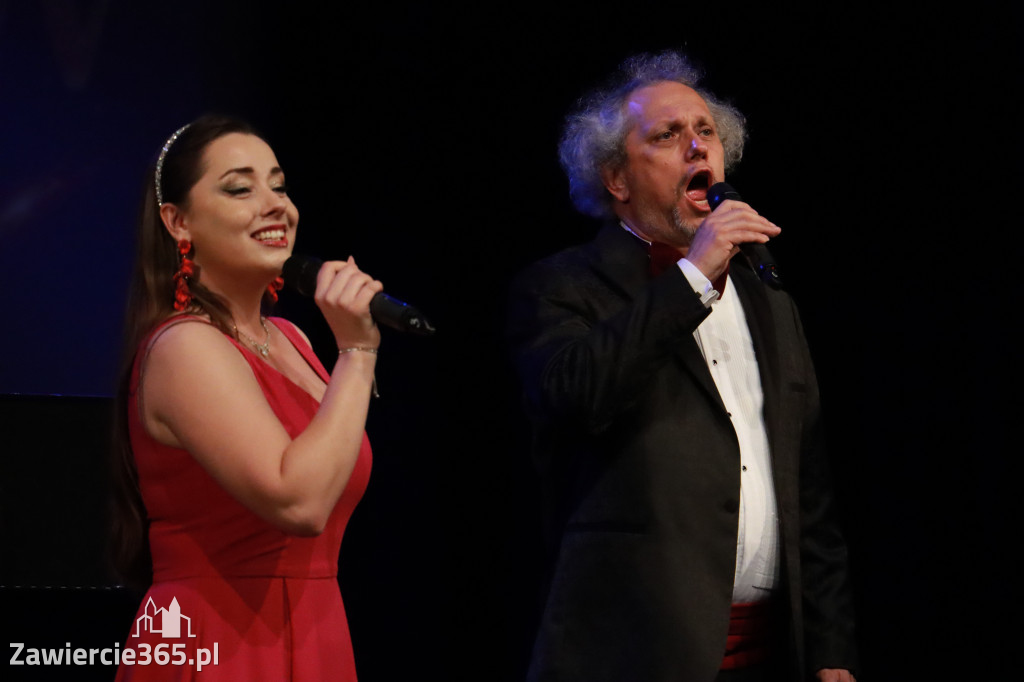 Fotorelacja: Gala z okazji jubileuszu 100-lecia OSP Marciszów w MOK Zawierciu