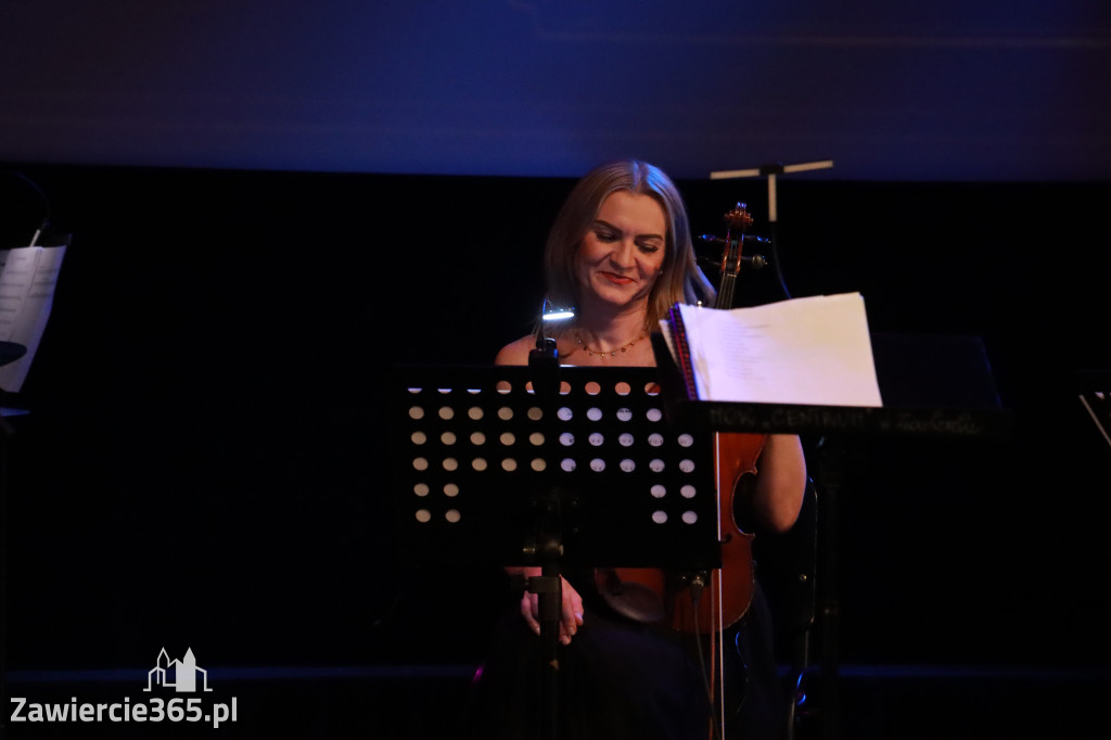 Fotorelacja: Gala z okazji jubileuszu 100-lecia OSP Marciszów w MOK Zawierciu