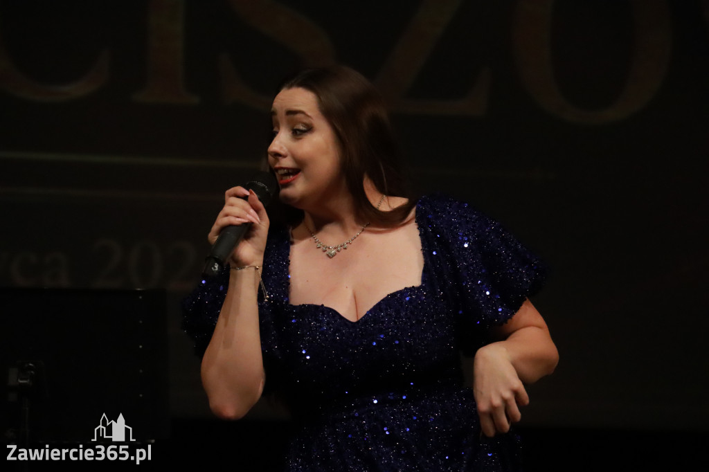 Fotorelacja: Gala z okazji jubileuszu 100-lecia OSP Marciszów w MOK Zawierciu