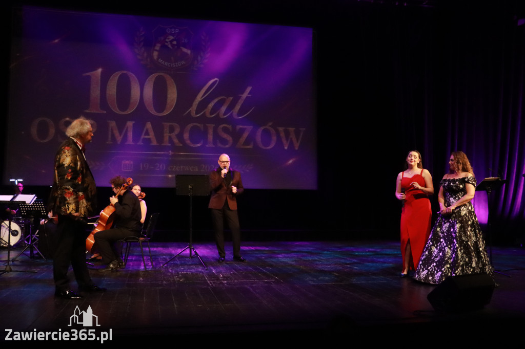 Fotorelacja: Gala z okazji jubileuszu 100-lecia OSP Marciszów w MOK Zawierciu