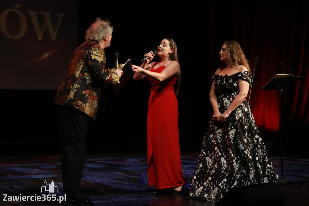Fotorelacja: Gala z okazji jubileuszu 100-lecia OSP Marciszów w MOK Zawierciu