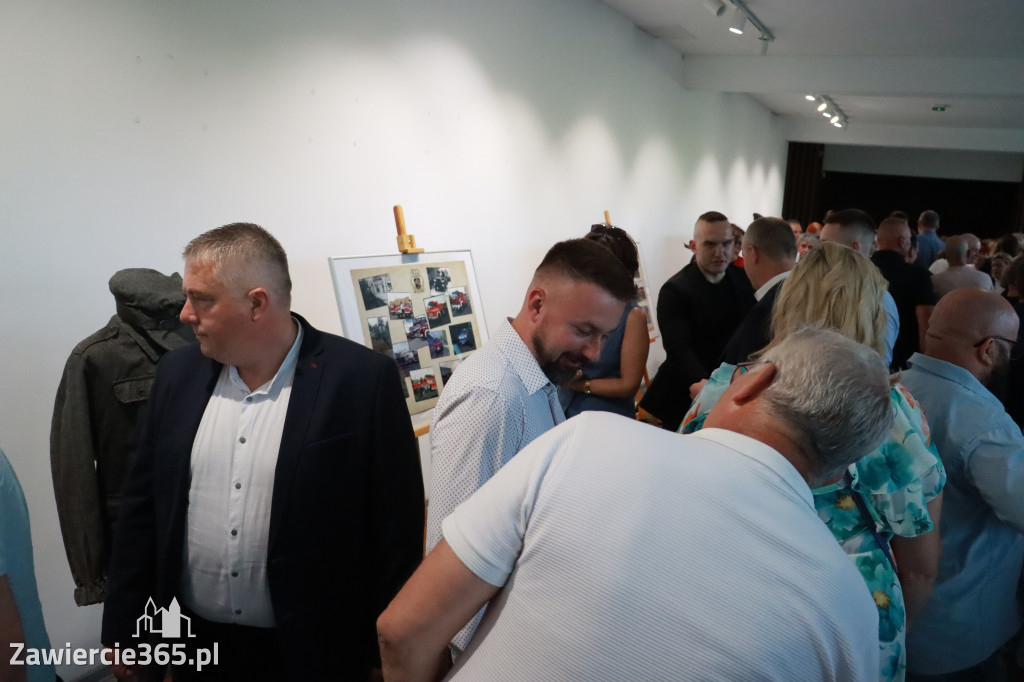 Fotorelacja: Gala z okazji jubileuszu 100-lecia OSP Marciszów w MOK Zawierciu