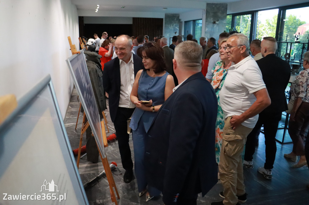 Fotorelacja: Gala z okazji jubileuszu 100-lecia OSP Marciszów w MOK Zawierciu
