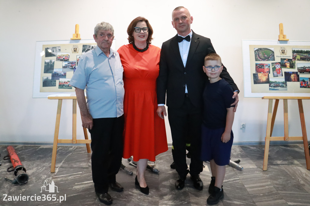 Fotorelacja: Gala z okazji jubileuszu 100-lecia OSP Marciszów w MOK Zawierciu