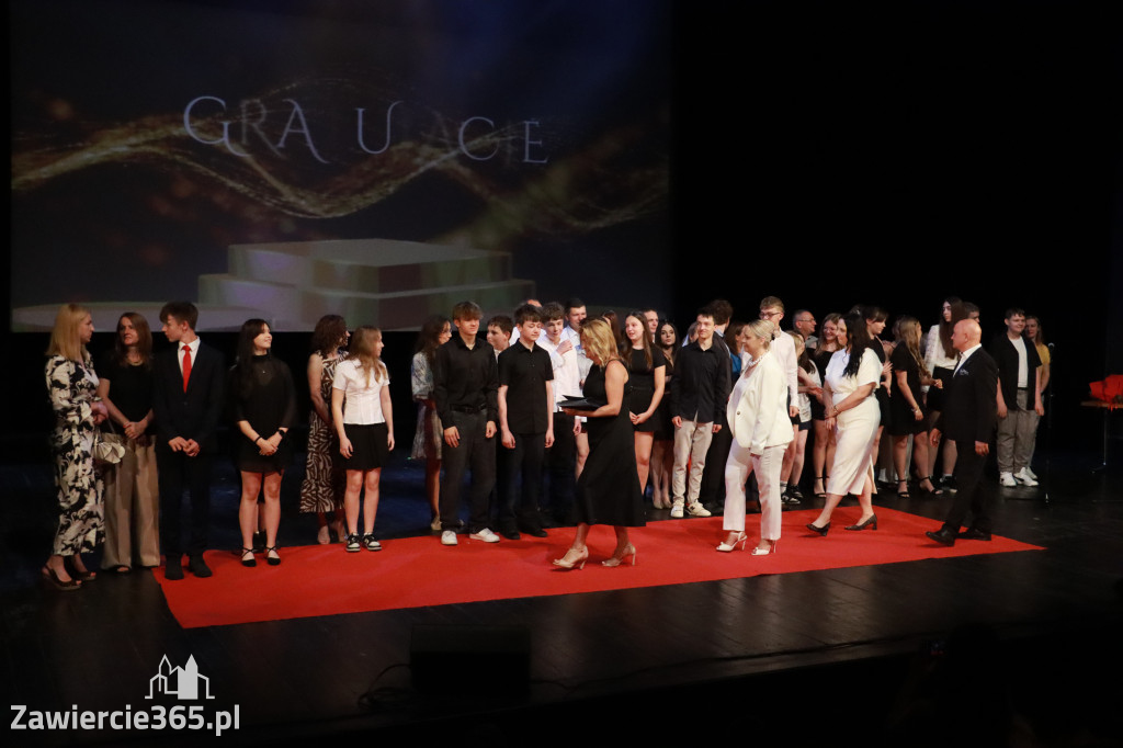 Fotorelacja: Zakończenie Roku Szkolnego - IV Gala Dwójki w MOK Zawiercie