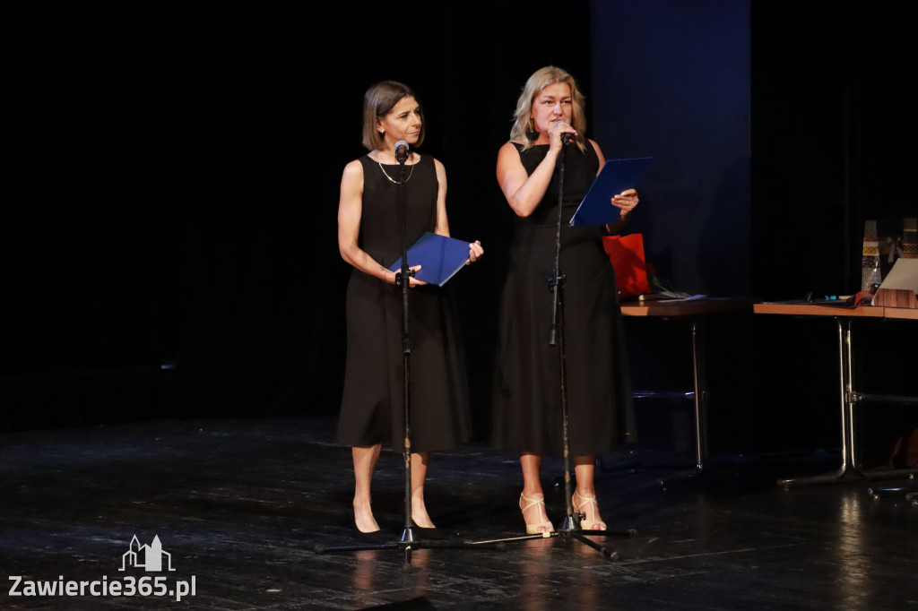 Fotorelacja: Zakończenie Roku Szkolnego - IV Gala Dwójki w MOK Zawiercie