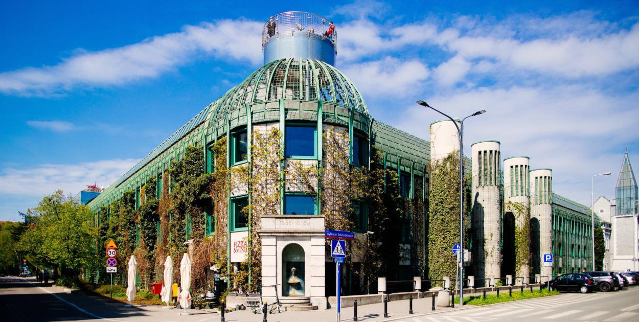 Rektor UW: proceder kradzieży w Bibliotece Uniwersytetu Warszawskiego trwał prawie