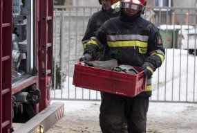 Śląskie: 26-latka poszkodowana w pożarze mieszkania-15558