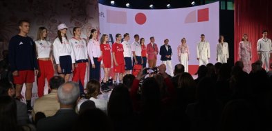PKOl zaprezentował stroje Polaków na ceremonię otwarcia igrzysk w Paryżu-30919