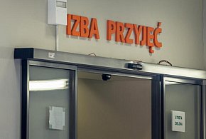 Agresywny 56-latek, który demolował szpital w Otwocku trafił do aresztu-52027