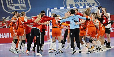 Piłkarki ręczne Zagłębia Lubin zdobyły Puchar Polski po wygranej w finale z FunFlo-52115