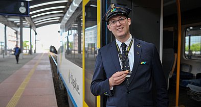 Nowe mundury w Kolejach Śląskich. Wygodne i eleganckie!-52271
