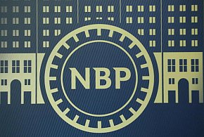 NBP: w siedzibie banku prokurator z policją zażądał wydania dokumentów dot. RPP-53608