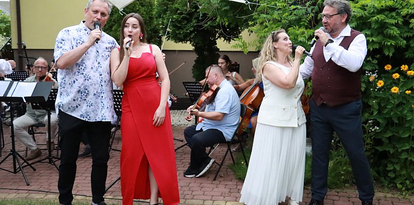 Fotorelacja II: Koncert Filharmonii Jurajskiej OPERETKA W OGRODZIE - Zawiercie - 54539