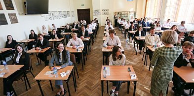 Maturę zdało 80 proc. wszystkich tegorocznych absolwentów-54864