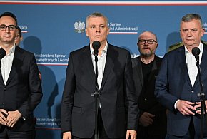 Siemoniak: wykorzystywanie migrantów jako broni wymaga nadzwyczajnych działań-55060