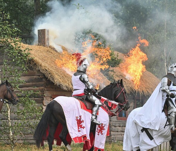 Pod Grunwaldem wojska polsko-litewskie znów pokonały Krzyżaków-55071