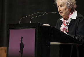 Margaret Atwood podczas kongresu pisarzy w Krakowie: „O - 57550