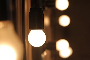 Rachunki za prąd pójdą w dół. Rząd usuwa opłatę doliczaną od lat-61609