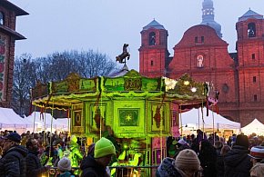 Jarmarki bożonarodzeniowe w Polsce - kilkaset lat tradycji i nowe wyzwania-62047