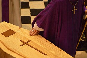 Rewolucja w pochówkach coraz bliżej. Tego w Polsce jeszcze nie było-62145