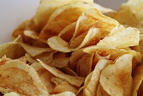 Podatek tłuszczowy uderzy w przekąski? Posłowie pokazują projekt-62207