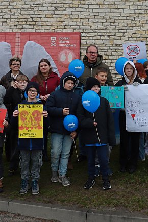 Fotorelacja: Konferencja prasowa przy mobilnych płucach w Łazach-1584