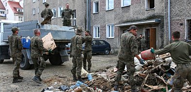 Komisja Europejska wypłaciła Polsce 76 mln euro z Funduszu Solidarności na pomoc p-62089