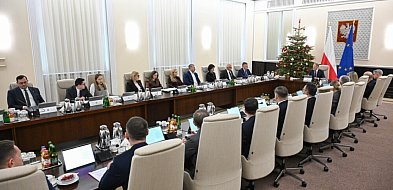 Rząd przyjął projekt ustawy o statusie osoby najbliższej w związku i umowie o wspó-63073