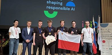 Wielki sukces Polaków na Olimpiadzie AI w Słowenii. Dawid Kot ze szczecińskiej „Tr