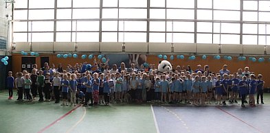 Fotorelacja II: Niebieskie Igrzyska zorganizowane przez SP4 w Zawierciu