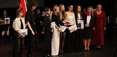 Fotorelacja I: Zakończenie roku szkolnego klas maturalnych I LO w Zawierciu