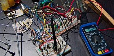Awaria maszyny? Sprawdź, jak wygląda naprawa elektroniki przemysłowej
