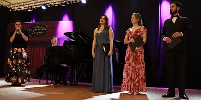 Fotorelacja: Muzyczne Święto Niepodległości z Filharmonią Jurajską w Zawierciu-60797