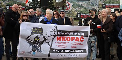 Fotorelacja: MISJA INTERWENCJA TVP3 Katowice w Zawierciu - NIE DLA KOPALNI