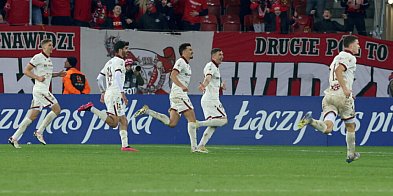 Ekstraklasa piłkarska - Widzew kontra Legia, czyli klasyk rozczarowanych-60386