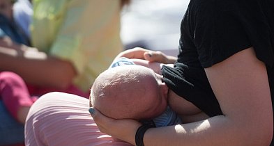 Karmienie piersią może uodparniać na raka piersi-59949