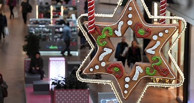 Związki zawodowe: pracownicy handlu muszą odpracować wolną Wigilię; Pracodawcy: je-62727