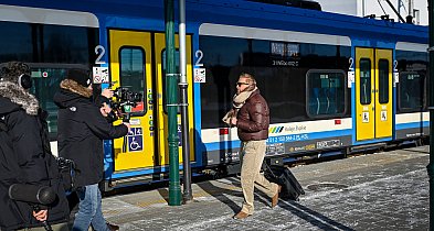 Małe gesty, większy komfort – savoir vivre w pociągach Kolei Śląskich-63418