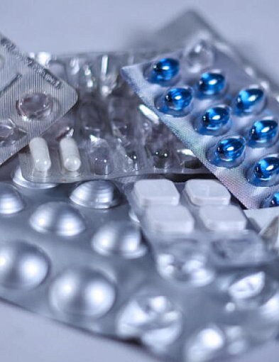 Farmaceutka: nie lekceważmy ryzyka związanego z popularnymi substancjami-58104