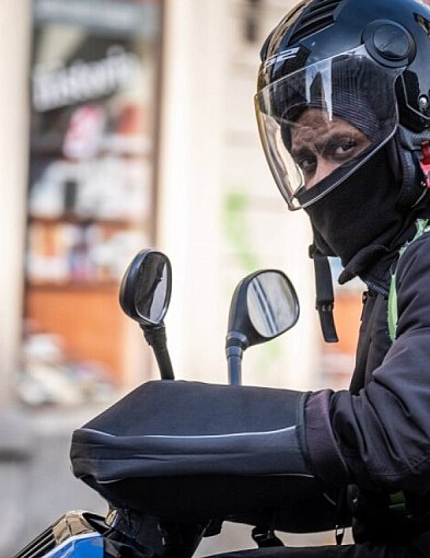 Pracodawcy RP: cudzoziemcy wykonują prace, których nie chcą Polacy-59922