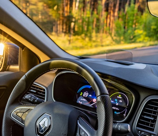 Masz to auto w garażu? Producent natychmiast wzywa na kontrolę!-58272